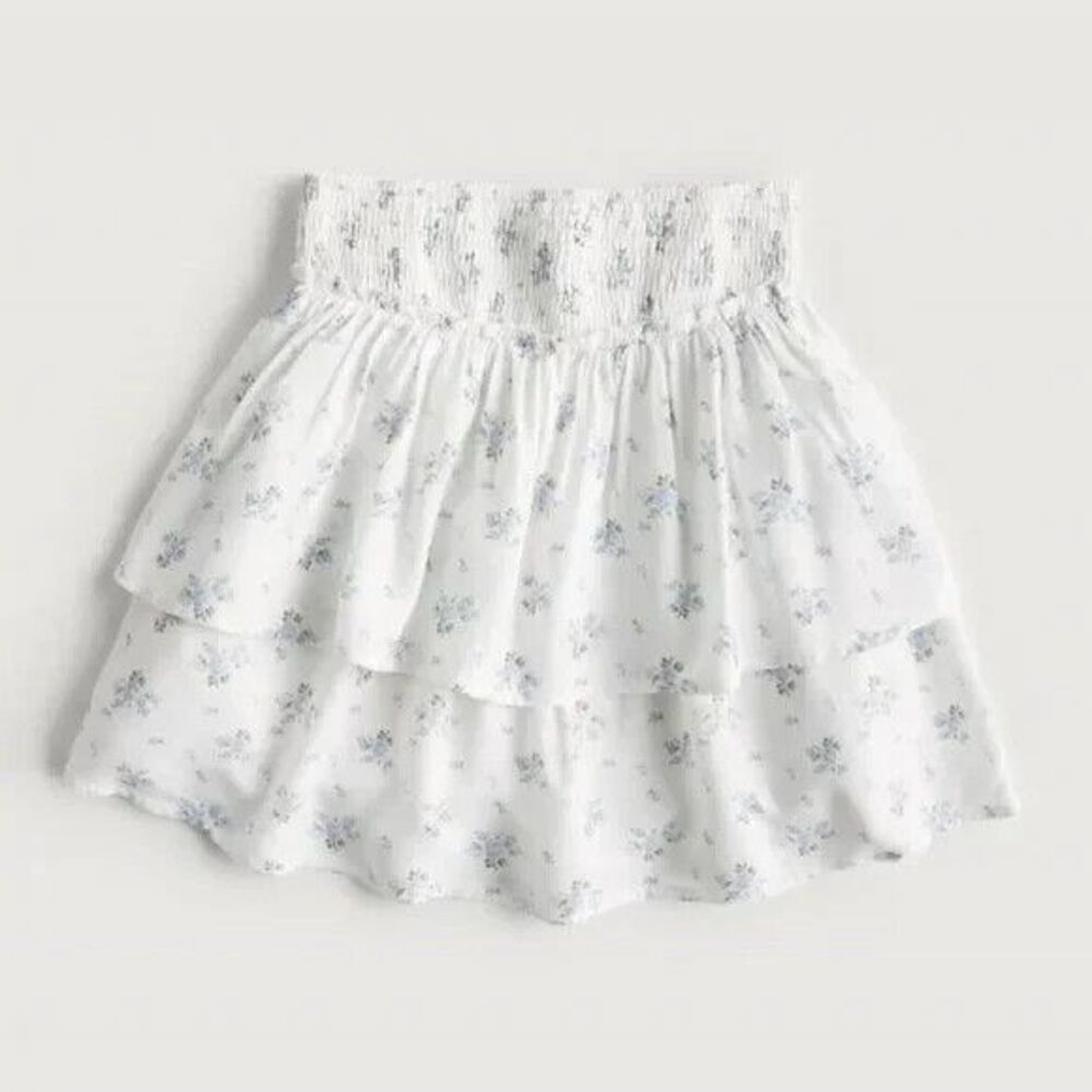 Hollister White and Flowered Skirt Small